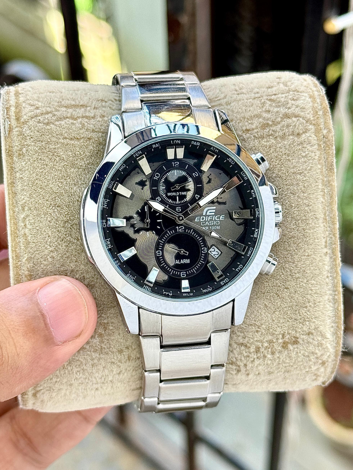 Casi_o Edifice World Map Silver Black